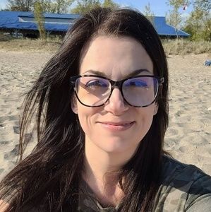 Meet your Posher, Dayna